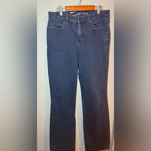 Calvin Klein “Curvy Boot” Jeans: size 30x32 - Picture 1 of 5